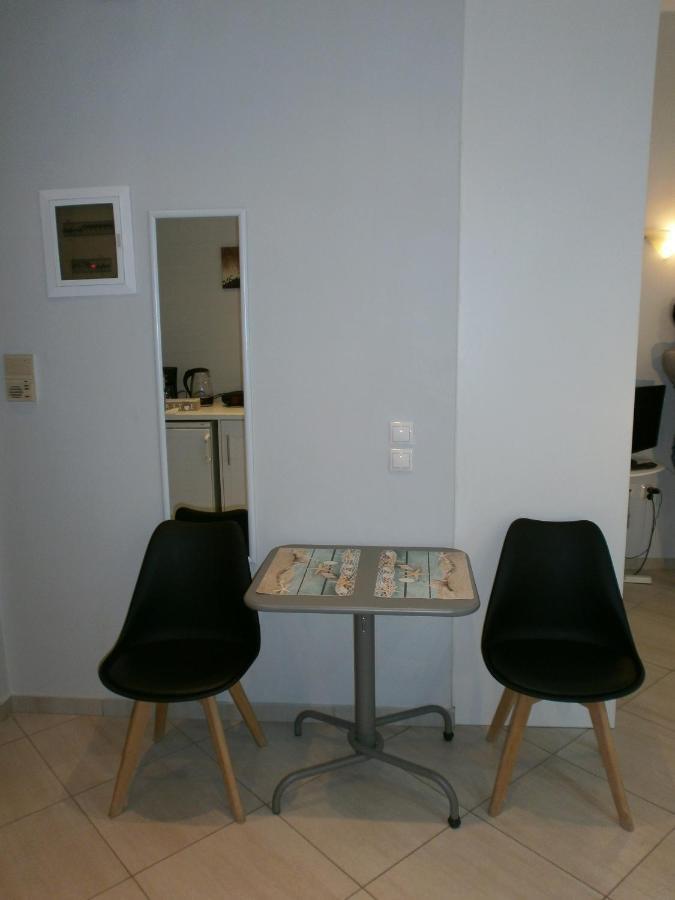 The Island Apartment Athens Exterior photo